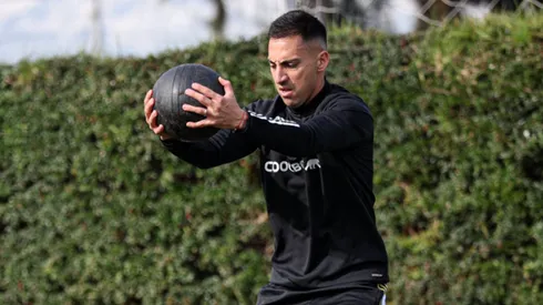 Javier Correa en una práctica de Colo Colo.