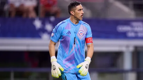 Claudio Bravo, por lejos, el mejor arquero de la Copa América 2024.