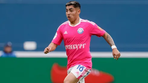 Jordhy Thompson fue enviado a régimen en Orenburg por alza en su peso.