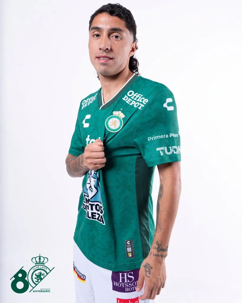 Luciano Cabral fue presentado en el Club León de México.