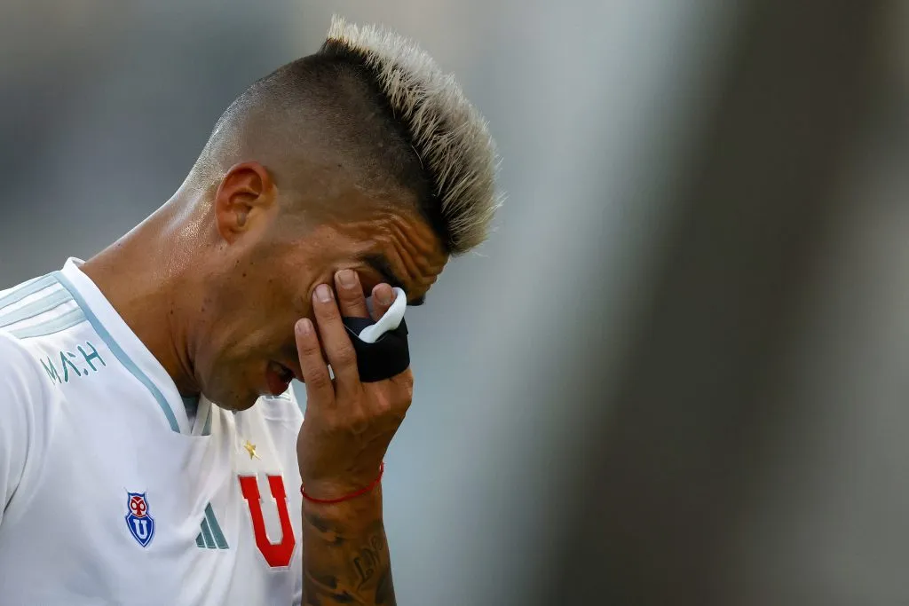 Leandro Fernández se pierde ambas llaves de semifinal ante Everton. Foto: Andres Pina/Photosport