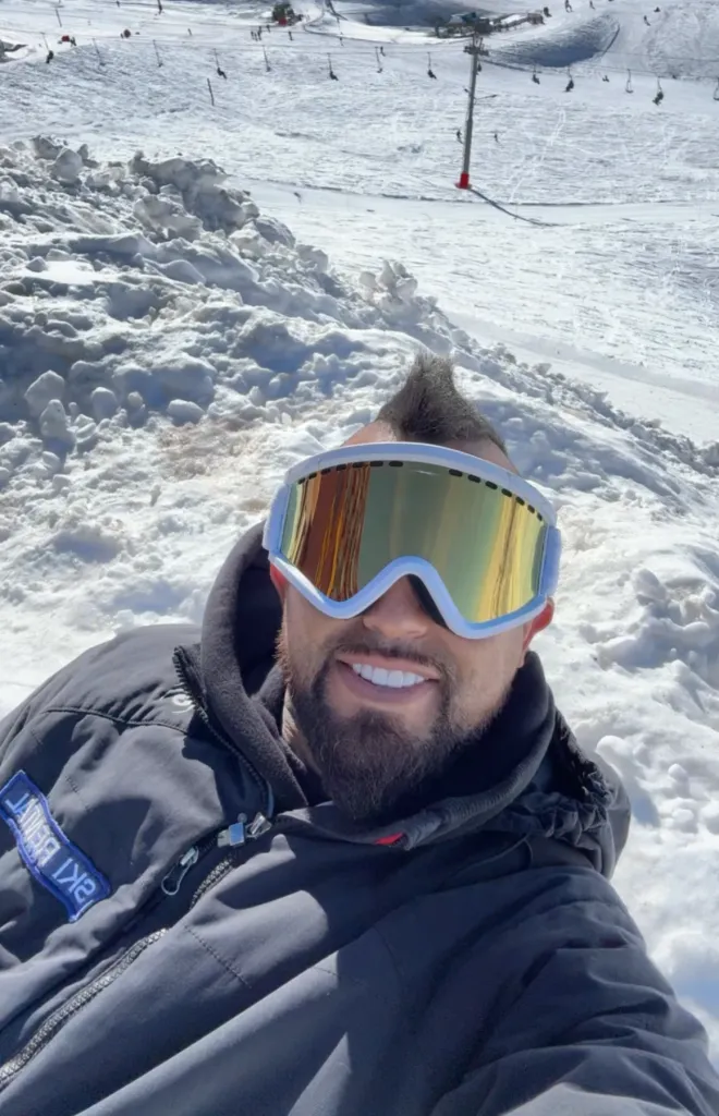 La selfie de Arturo Vidal en la nieve.