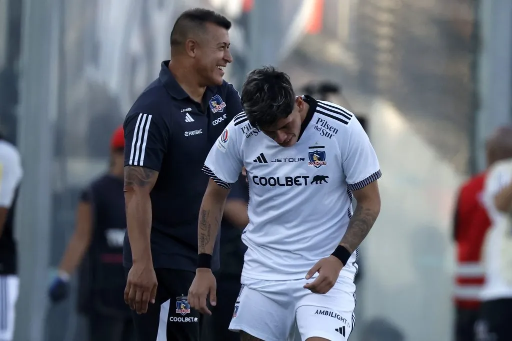 Jorge Almirón puede estar tranquilo: Carlos Palacios no irá a Boca Juniors. (Andres Pina/Photosport).