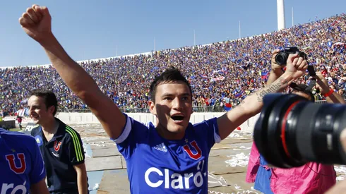 Charles Aránguiz suena fuerte para regresar a la U.