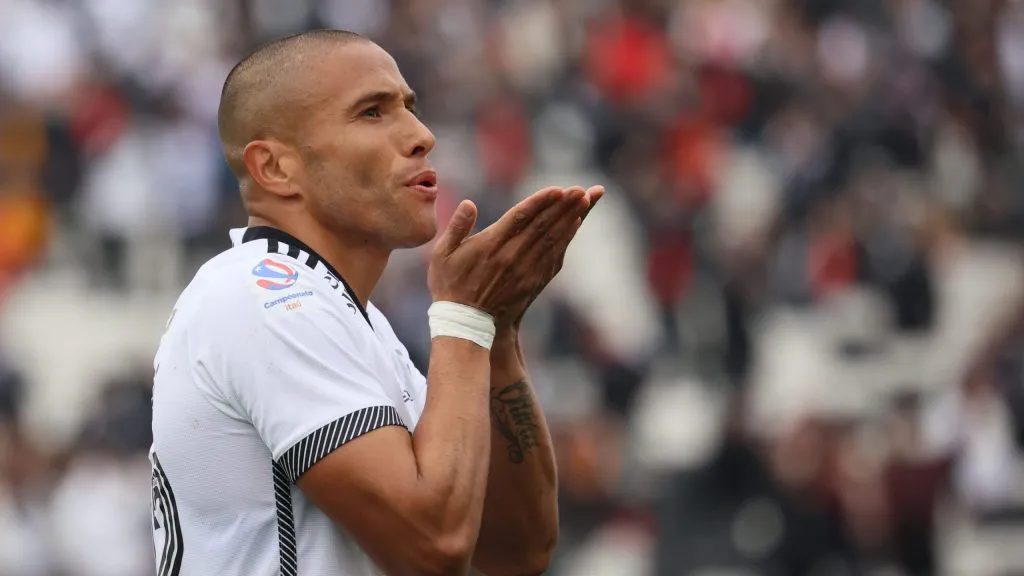Leandro Benegas puede dejar Colo Colo en la segunda rueda. Foto: Photosport.