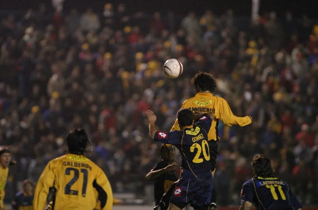 Ali Manouchehri en acción por Coquimbo Unido. (Captura Instagram).