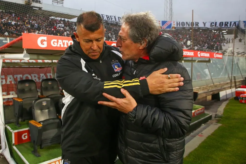 Jorge Almirón en el duelo contra Ñublense.