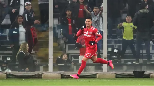Patricio Rubio celebrando en el Monumental.