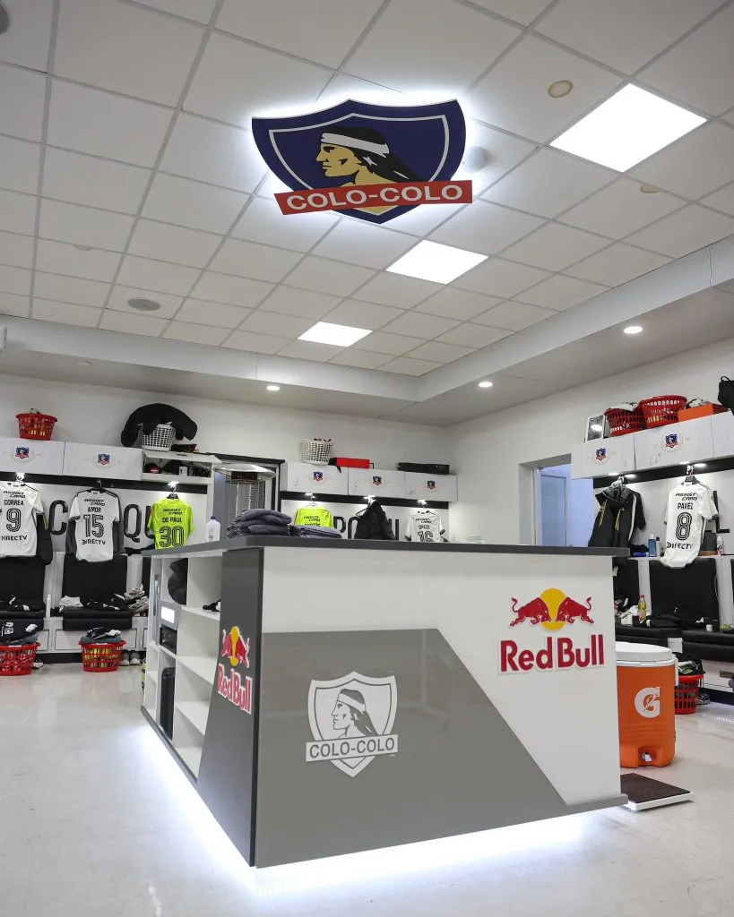 La nueva camiseta de arqueros de Colo Colo.