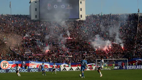 U. de Chile fue multada por el comportamiento de sus hinchas