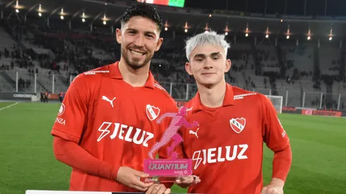 Felipe Loyola tiene el premio junto a Santiago López, el rubio.