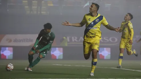 Rodrigo Contreras le dio el triunfo a Everton y dejó a Audax Italiano complicado.