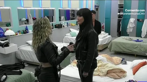 Esposa de Iván Cabrera encara a Camila Power en GH