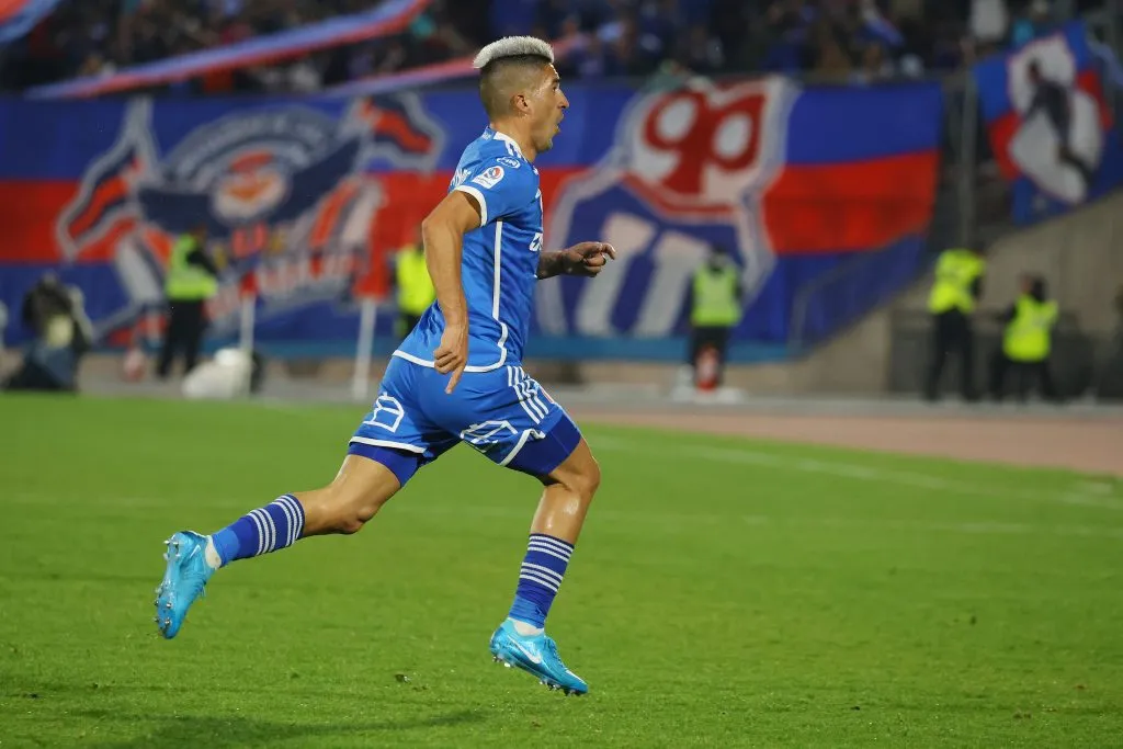 Leandro Fernández celebra su gol ante Unión Española Foto: Marcelo Hernandez/Photosport