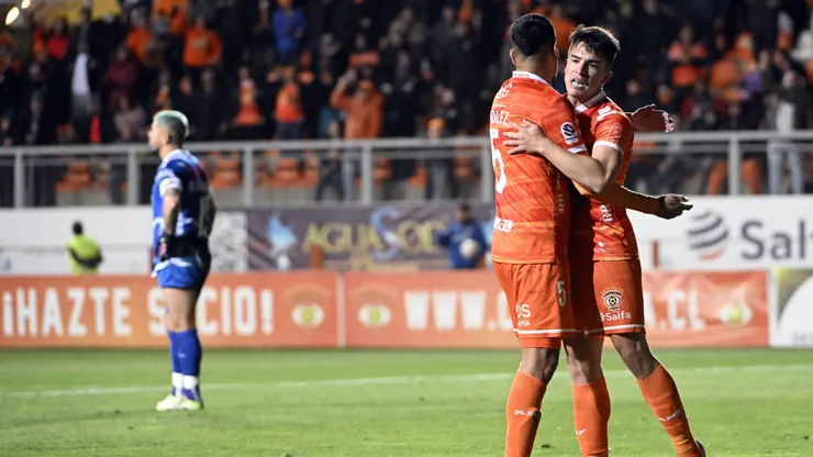 Cobreloa celebró con frase colocolina.
