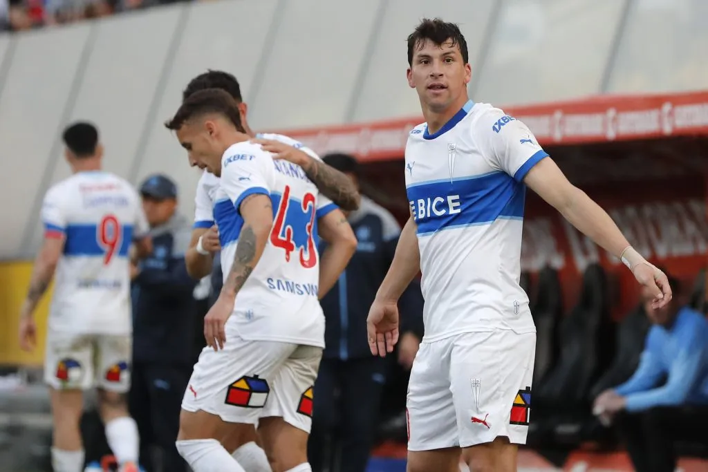 Gonzalo Tapia goza de un gran momento en la UC. Foto: Felipe Zanca/Photosport