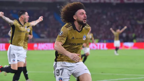 Maxi Falcón fue el héroe de Colo Colo ante Junior de Barranquilla.