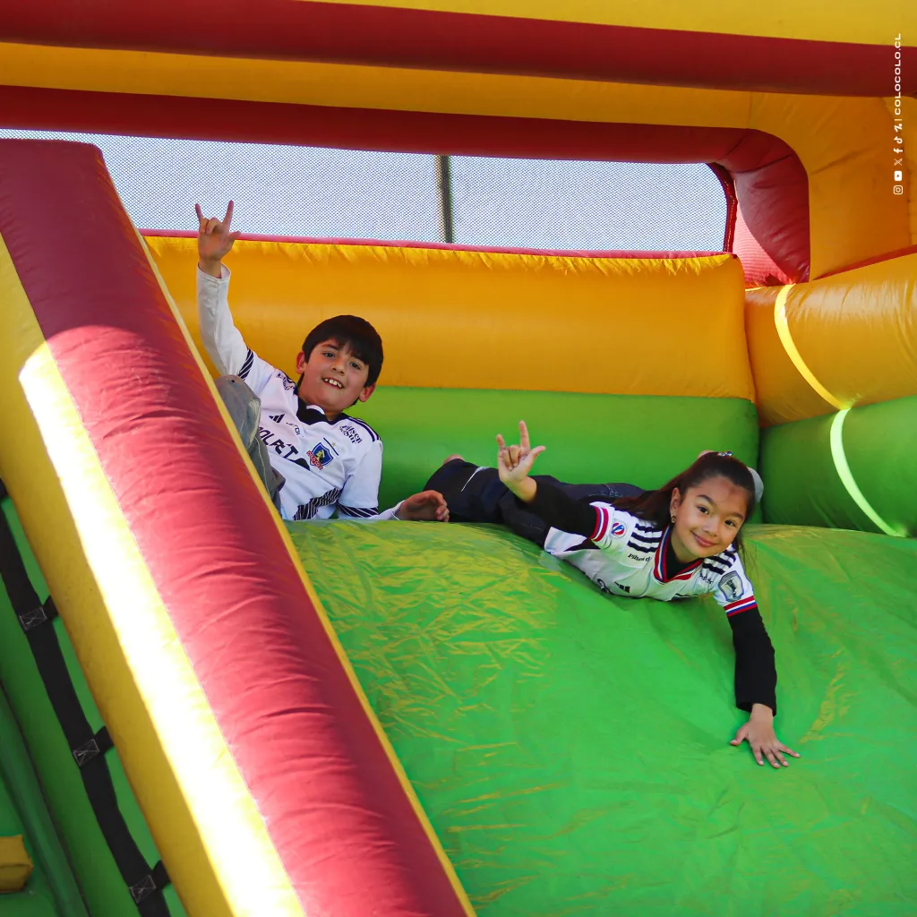 Los niños fueron felices en el Monumental