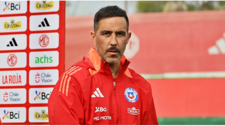 Bravo se retira del fútbol chileno a sus 41 años.