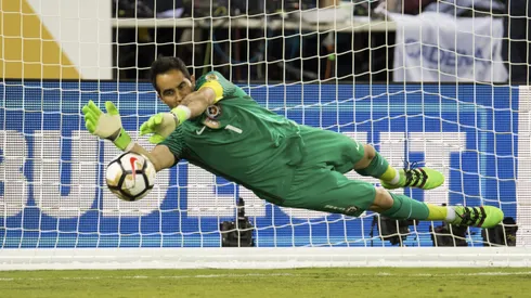 Bravo se despide del fútbol a los 41 años