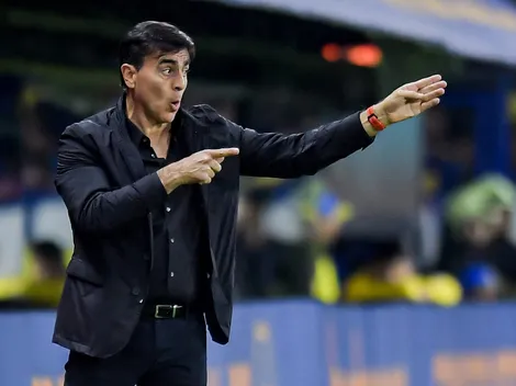 Quinteros es puntero con Vélez y supera récord de Bielsa