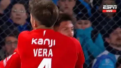 Federico Vera abrazó efusivamente a Felipe Loyola.