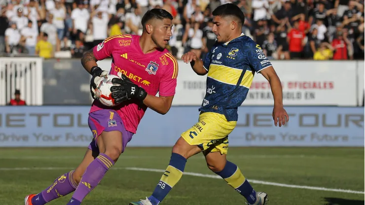 Brayan Cortés estaba instalado como suplente, pero Jorge Almirón le da la confianza en Colo Colo.