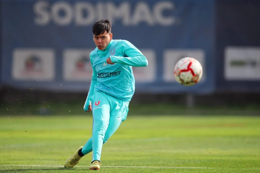 Ignacio Vásquez fue uno de los más destacados de los azules. Foto: U de Chile