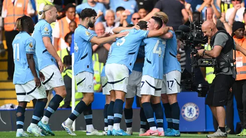 Manchester City va por otra vuelta en la Premier League.
