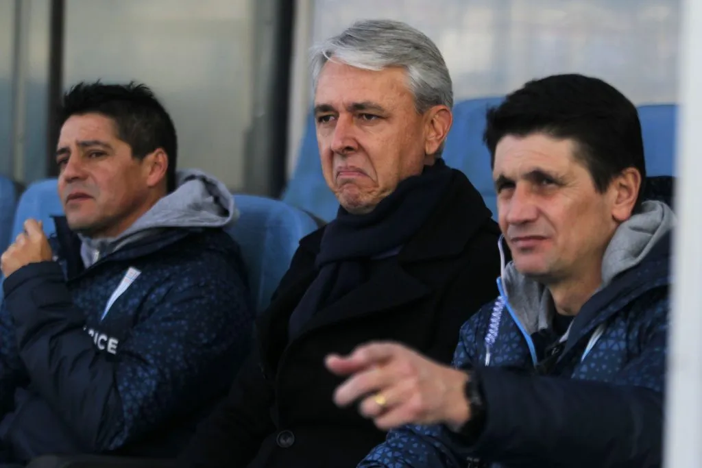 Tiago Nunes fue castigado por el Tribunal de Disciplina de la ANFP: tampoco pueden dirigir sus asistentes | Photosport