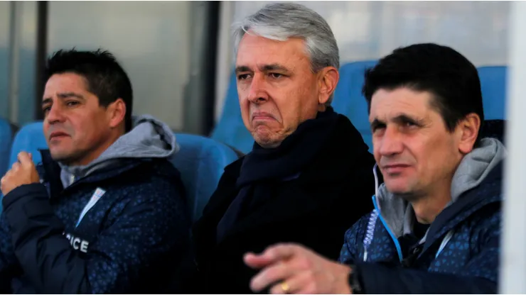 Tiago Nunes responde al dilema de quién dirigirá a la UC ante Huachipato.