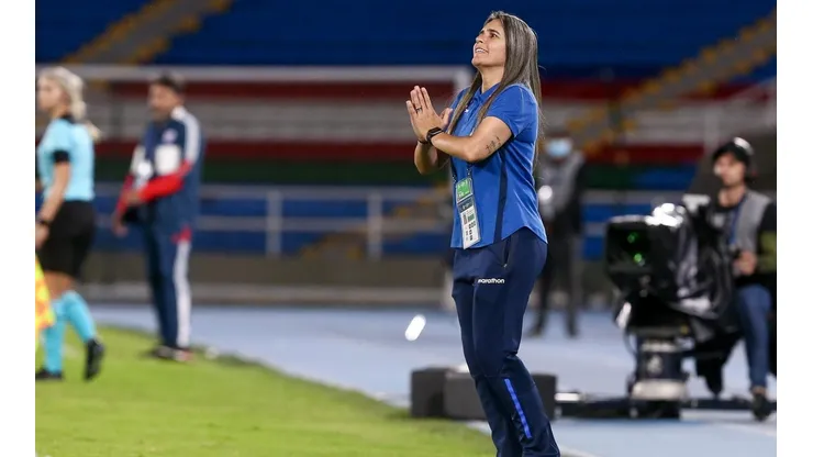 ¿Quién es Emily Lima, la DT que toma fuerza para La Roja Fem?
