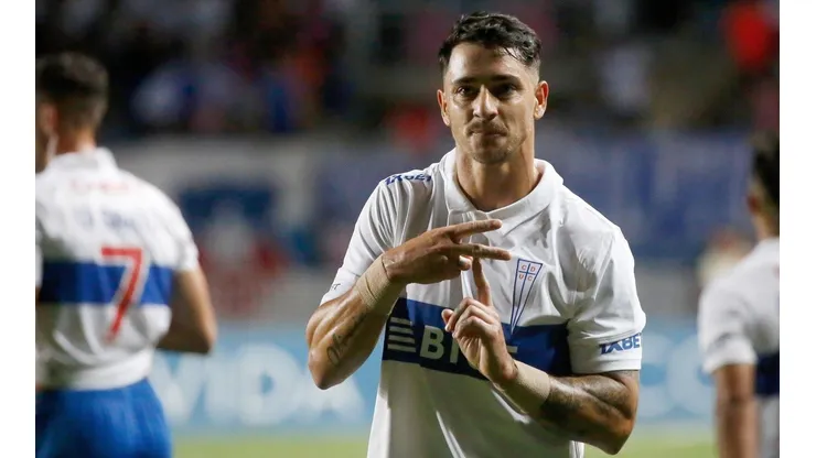 La Católica alcanza la punta de la tabla: goleada ante Palestino.