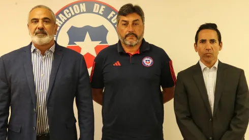 José Letelier dejó de ser el técnico de la Roja fem