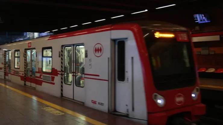 Metro de Santiago.