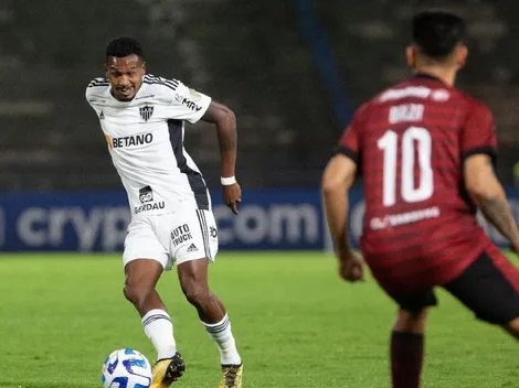 ¡Basta! Reciben con insultos racistas al Mineiro de Vargas