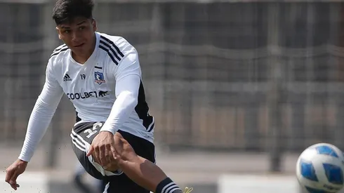 Damián Pizarro destacó como el goleador de Colo Colo en su último amistoso