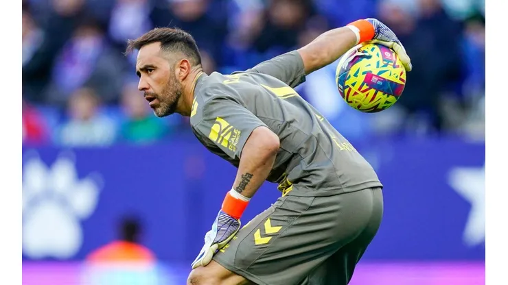 Bravo será titular ante el Elche de Enzo Roco este viernes.
