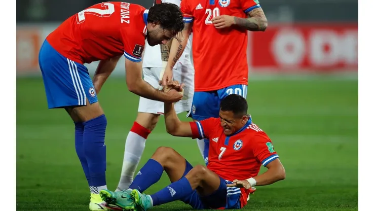 Ben Brereton y Alexis Sánchez han compartido varias veces en la selección chilena.