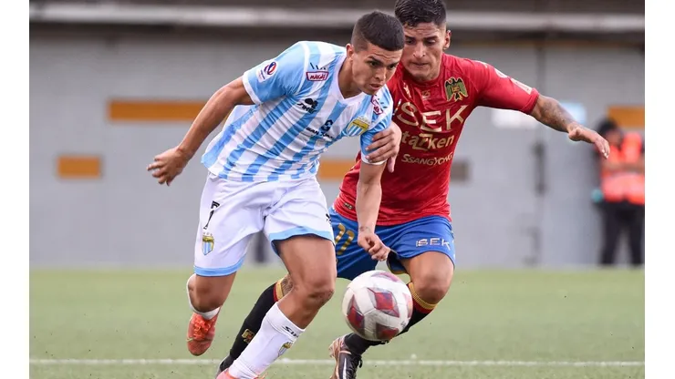 Alfaro será titular en Magallanes ante los bolivianos