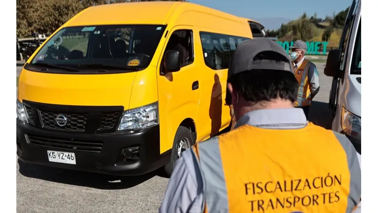 ¿El conductor del transporte escolar está habilitado?