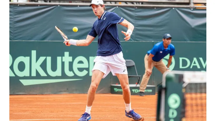 Nico Jarry está en llamas. Tras una gran victoria ante Lorenzo Musetti, ahora venció a Pedro Martínez y sigue encendido en el ATP 500 de Río de Janeiro.