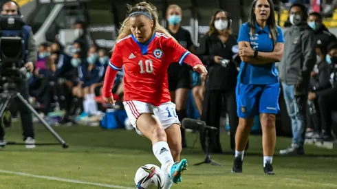La Roja Femenina no contará con Yanara Aedo.