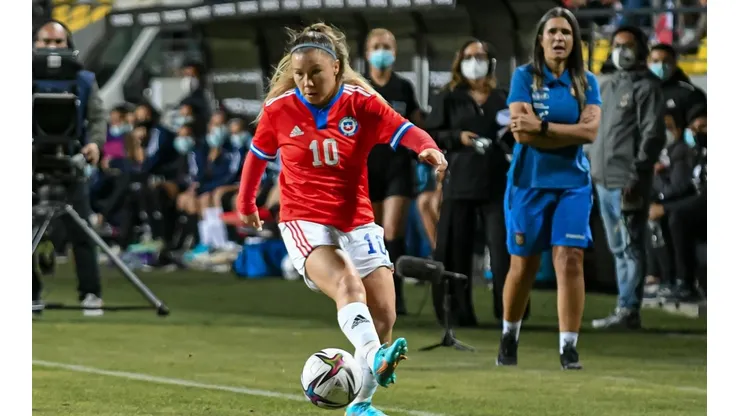 La Roja Femenina no contará con Yanara Aedo.