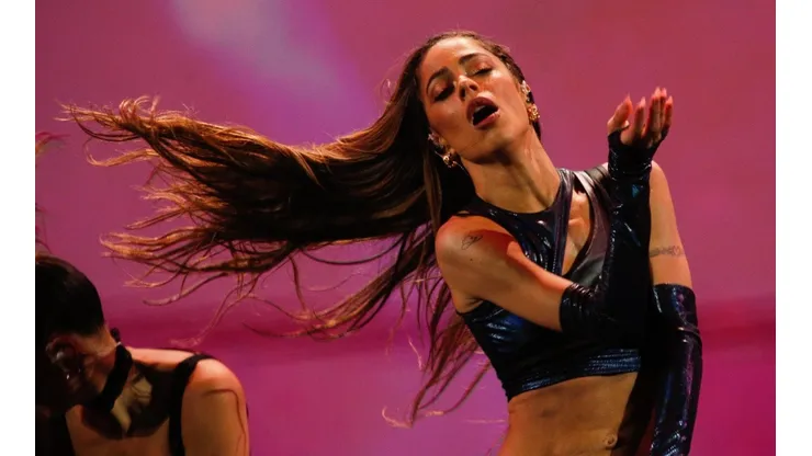 Tini Stoessel abre la segunda noche de Viña 2023.