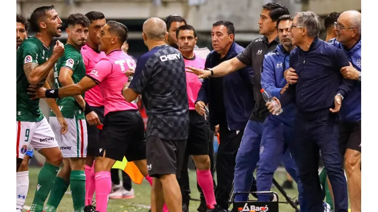 Dos momentos polémicos terminaron en siete expulsados