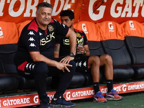 Hinchas hispanos piden la cabeza de Ronald Fuentes