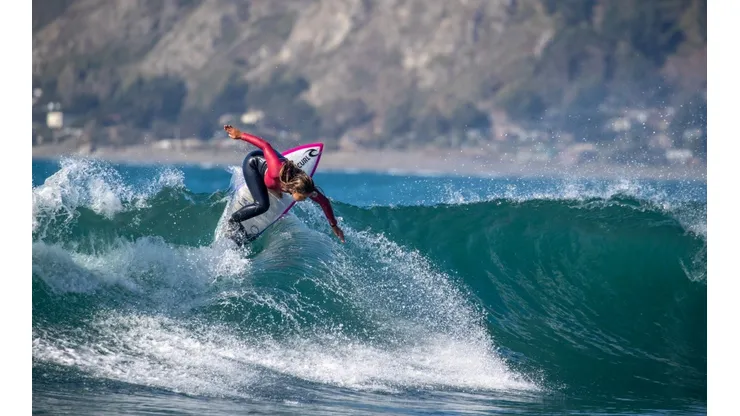 Rafa Montesi tiene 15 años y es una de los grandes proyectos del surf nacional