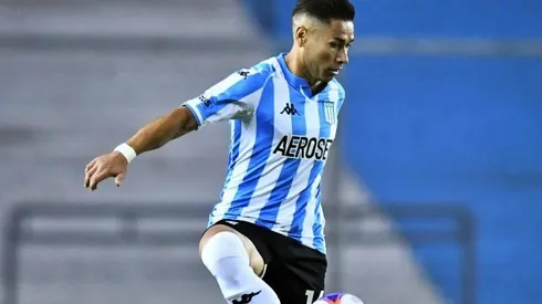 La salida de Juan Cáceres puede abrirle el camino al Torta para sumar minutos en Racing.