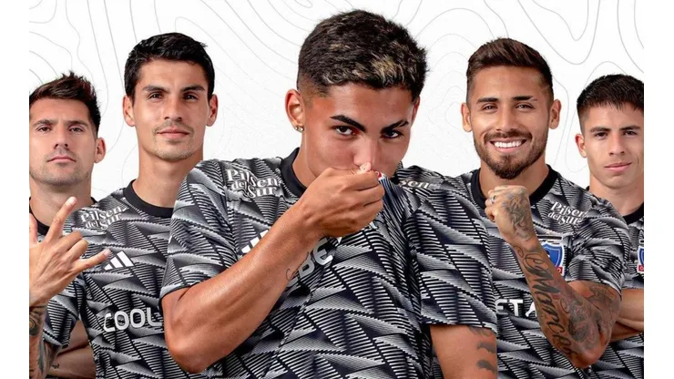 Colo Colo ha jugado sus primeros duelos con la cuarta equipación 2023.